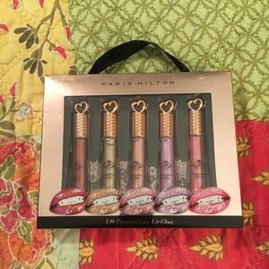 Paris Hilton lip gloss set